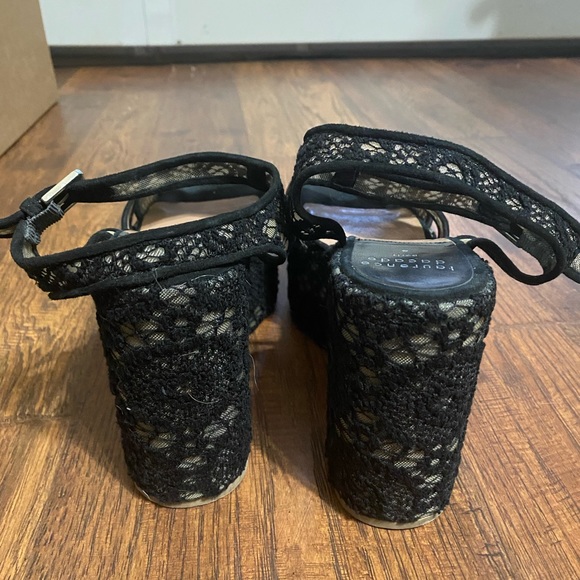 Laurence Dacade lace platform sandals great condition - Picture 3 of 3